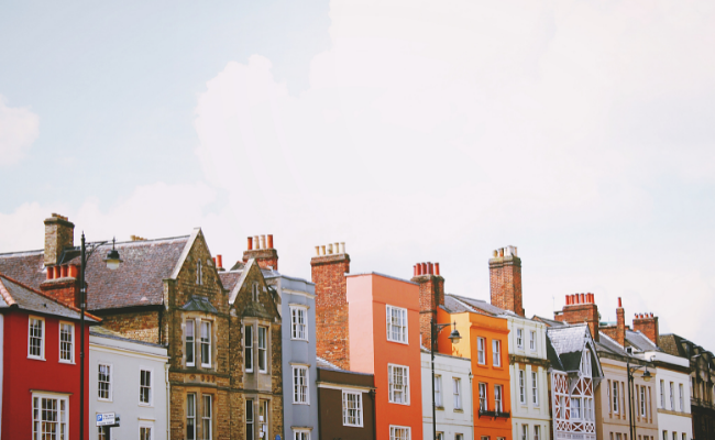 houses on a street uk